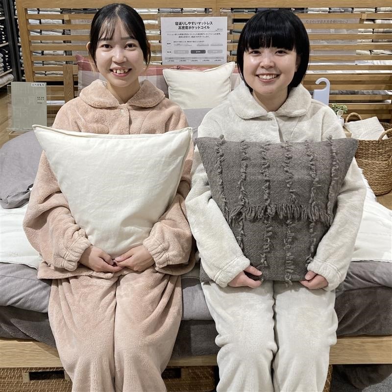 【イオンモール須坂】着る毛布の季節になりました