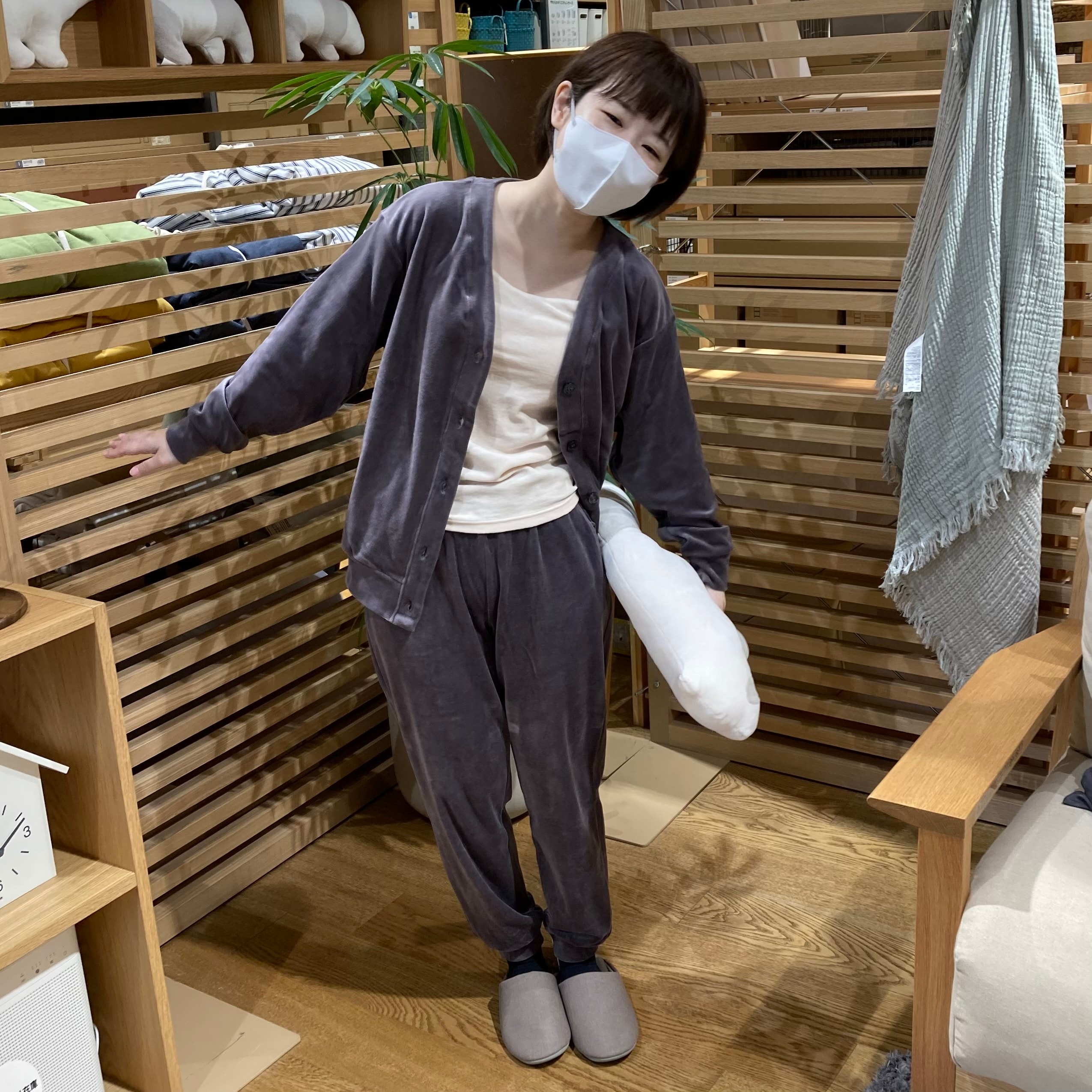 キャミ全身