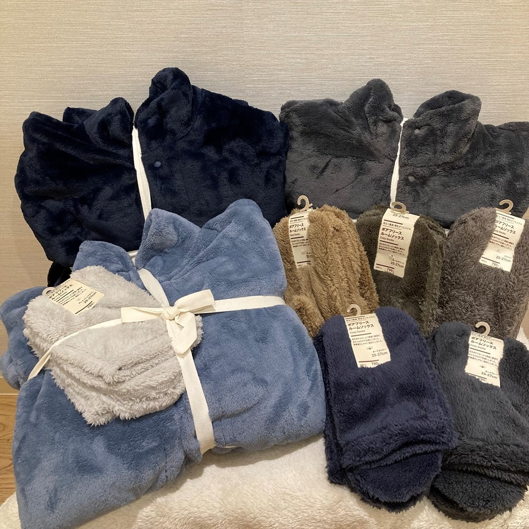 紳士着る毛布と靴下の写真です。