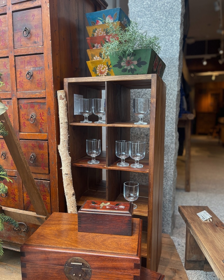 オープンシェルフ