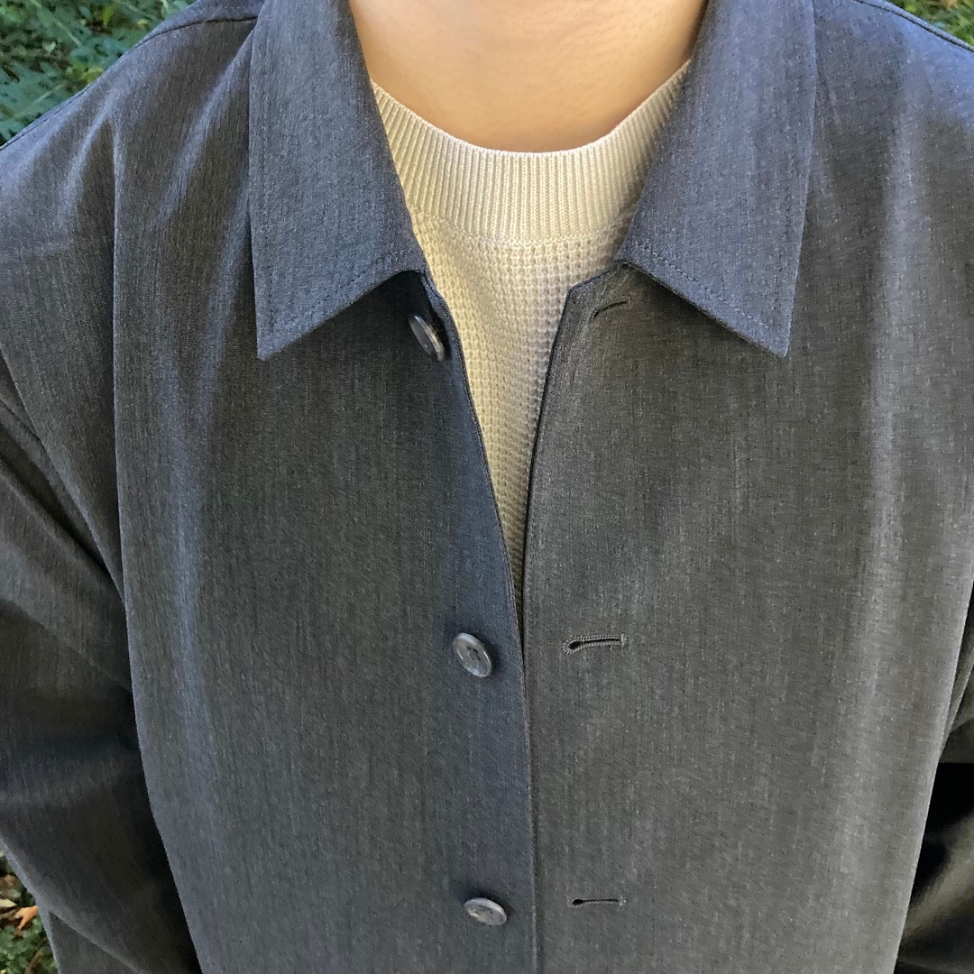 ニットを着た男性の写真