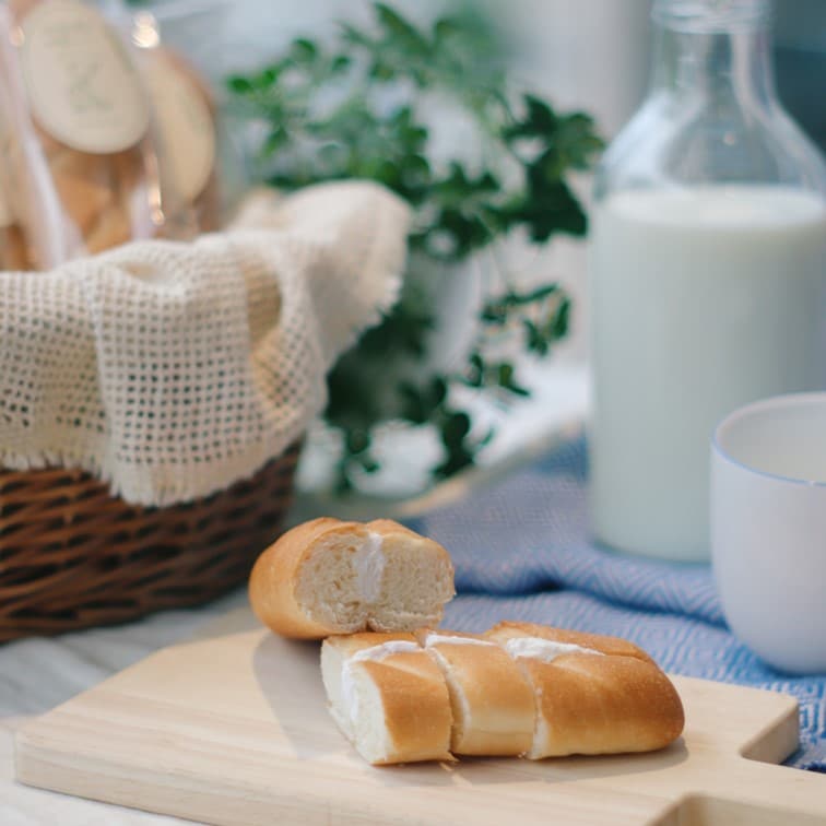 ミルククリームサンドの写真