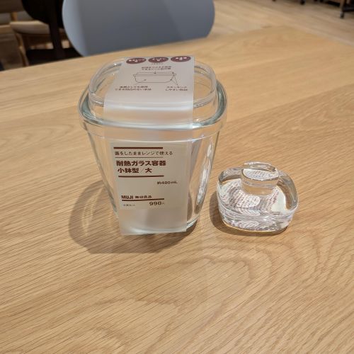 ガラス容器と重石