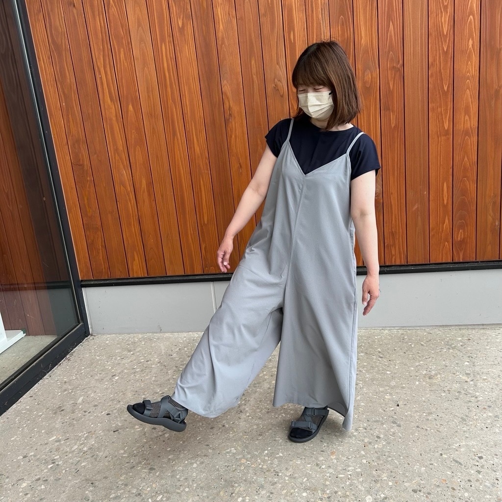 サロペット
