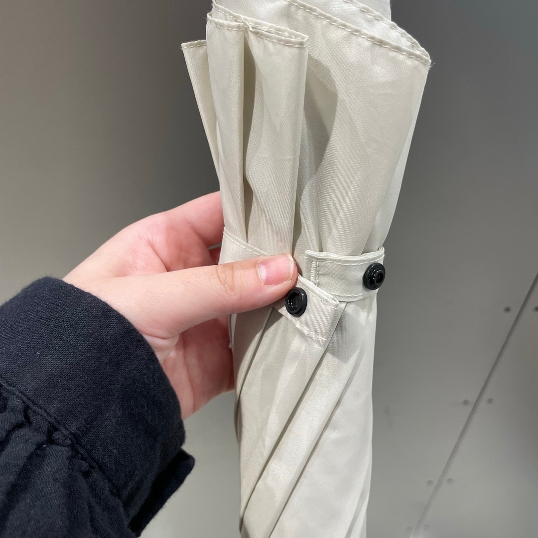 【無印良品500NAMBAなんなん】暑い日差しに備える❘日傘・晴雨兼用の傘_rLiX6R