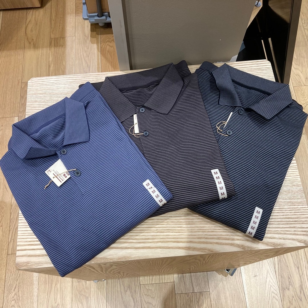 衣服　カラーバリエーション