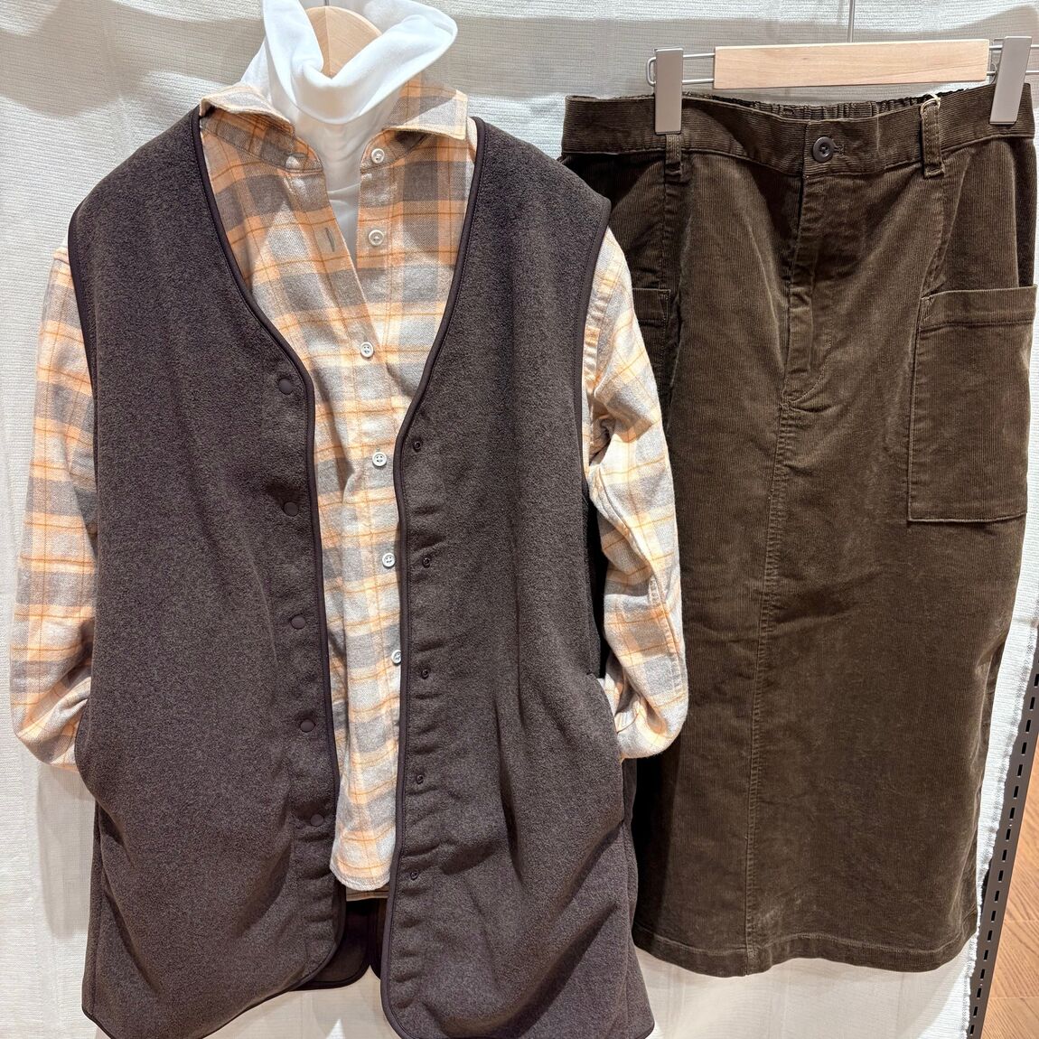 【ゆめタウン三豊】寒くなる前に素材に還るフリースロングベストを。_4CGe0P