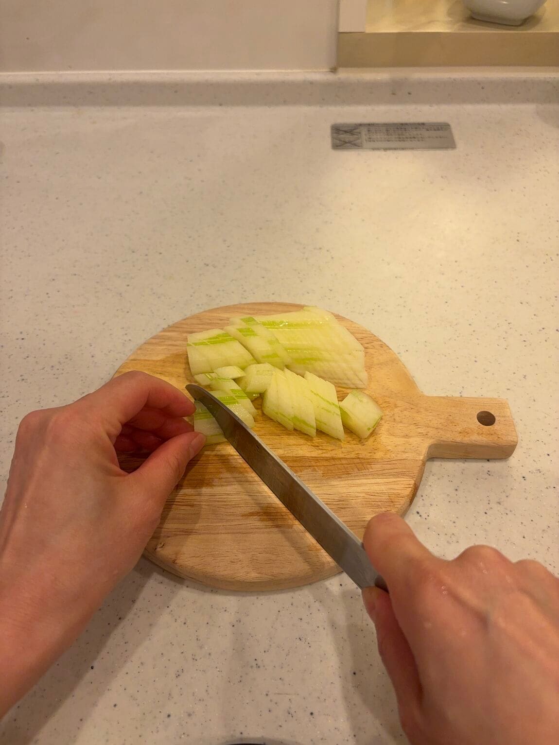 【ららテラス北綾瀬】せいろ料理と合わせて温めて食べるソース　アレンジレシピ　「タコとセロリのアンチョビマスタード和え」_5fS37Q
