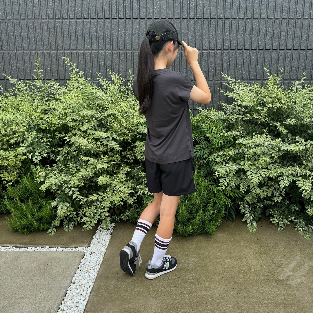 後ろ姿の画像