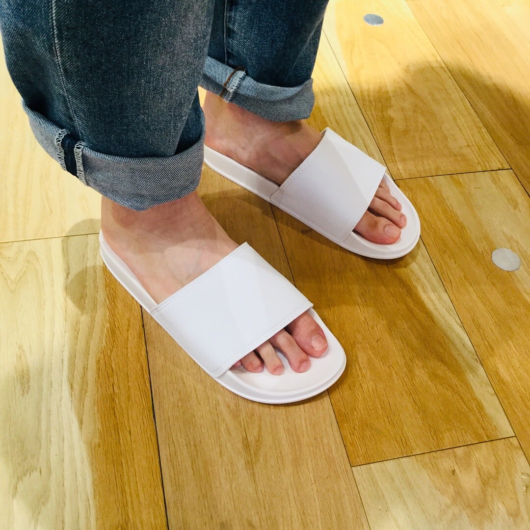 足なりサンダル