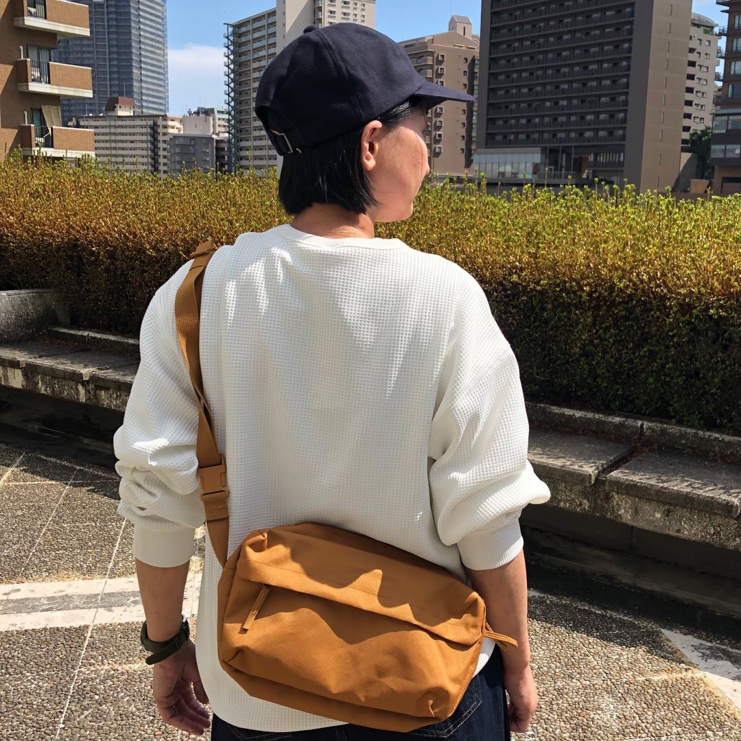 後ろ姿