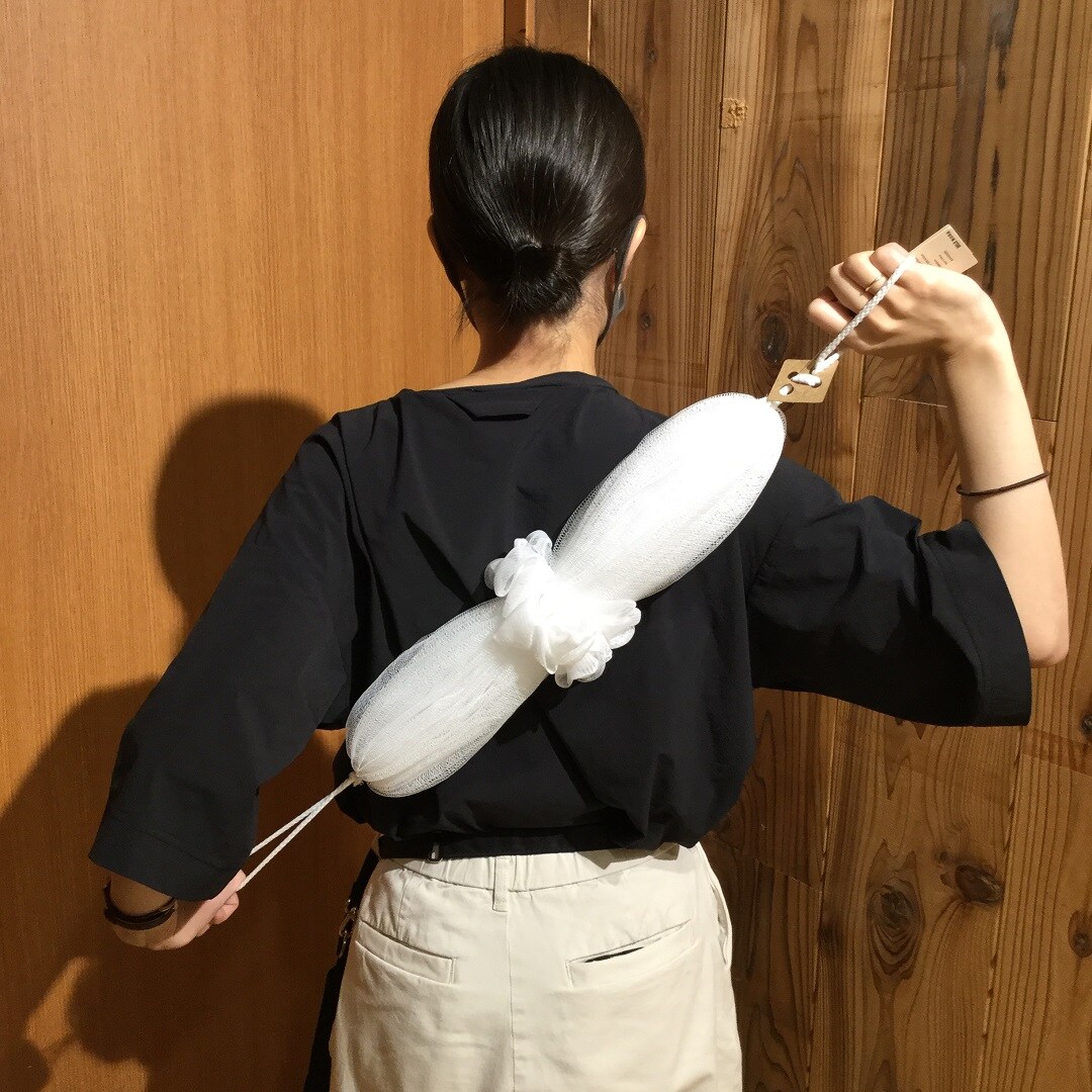  背中も
