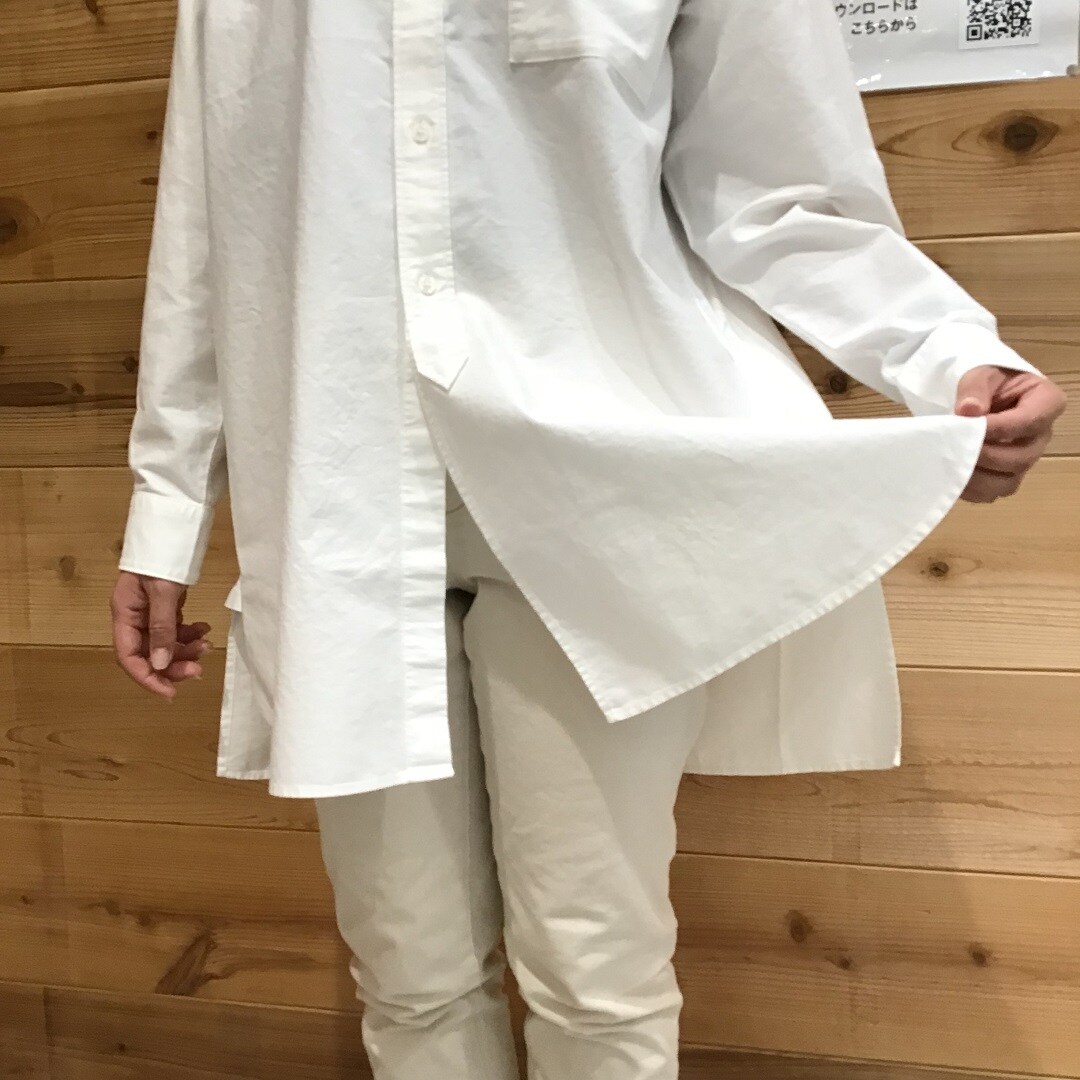シャツ前身頃