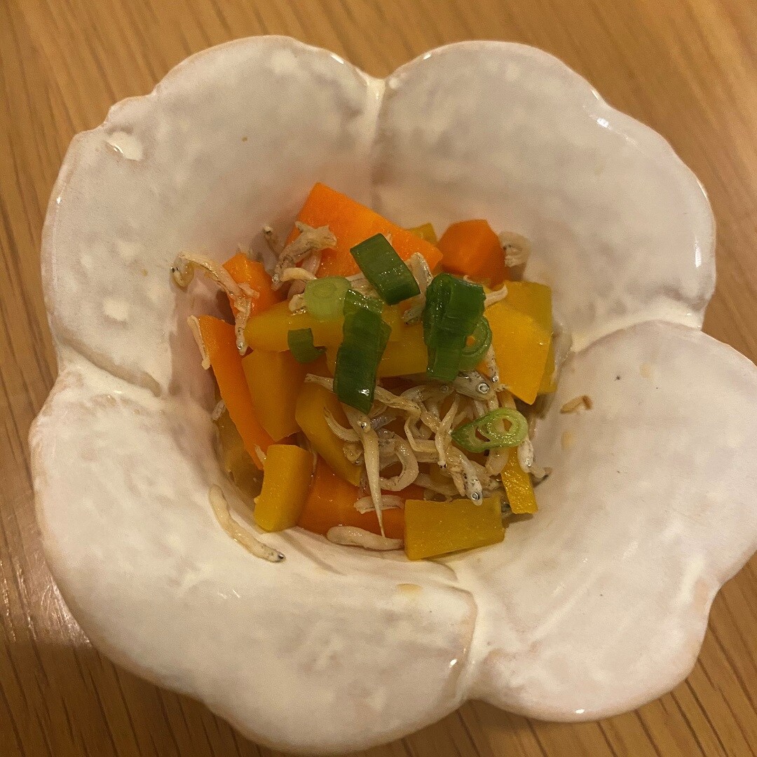 朝にん