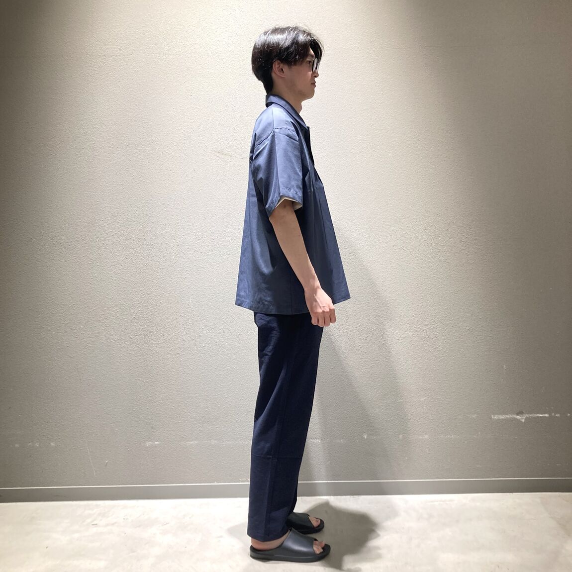 横