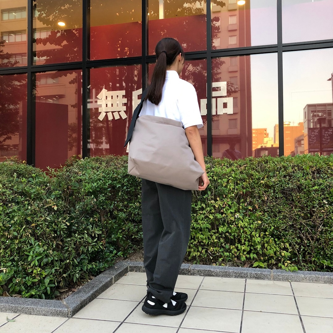 女性の写真