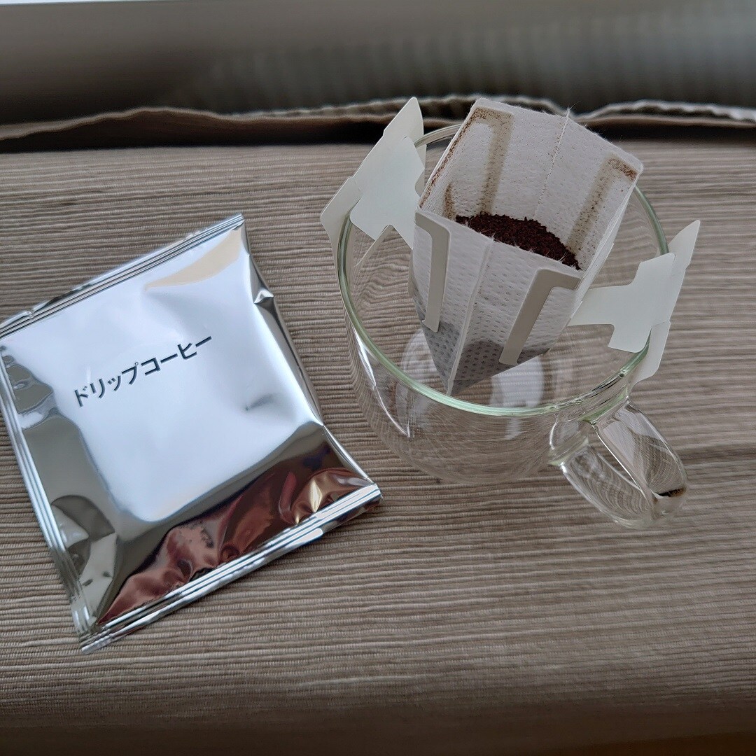 【難波】コーヒーをドリップする