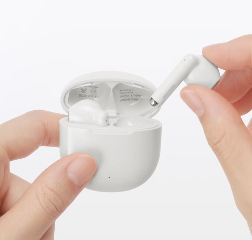 【イオンモールKYOTO】新商品のイヤホン、ヘッドホン、スピーカーのご紹介♪_Y4NnDX