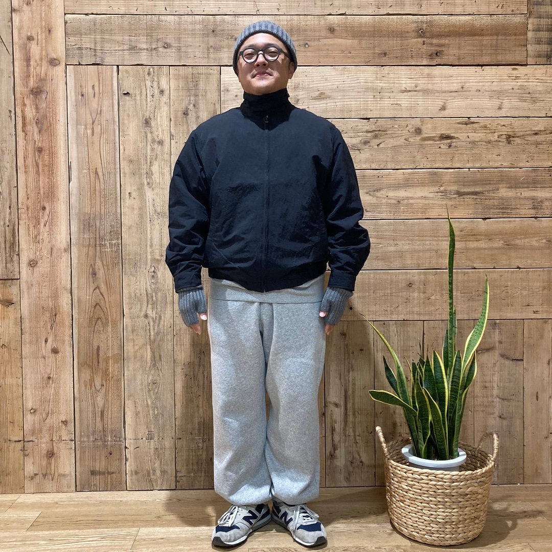 望月さん全身ショット閉めたVer