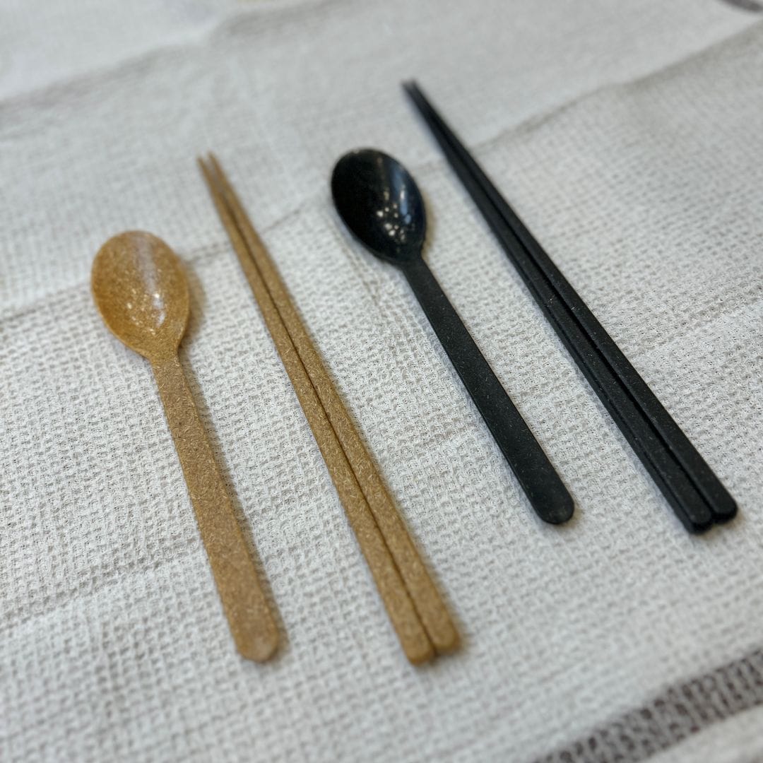 ヤシの端材カトラリー