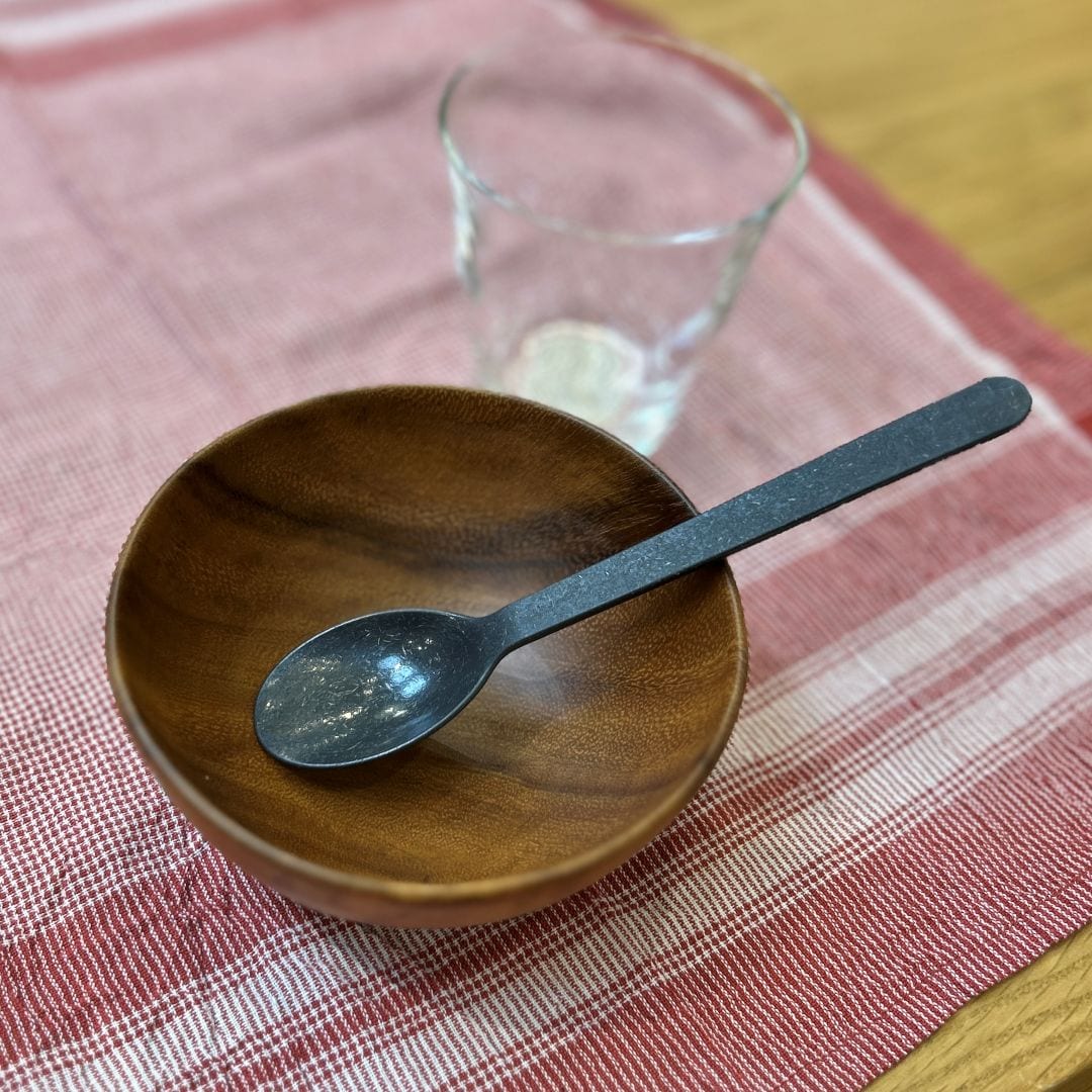 ヤシの端材カトラリー