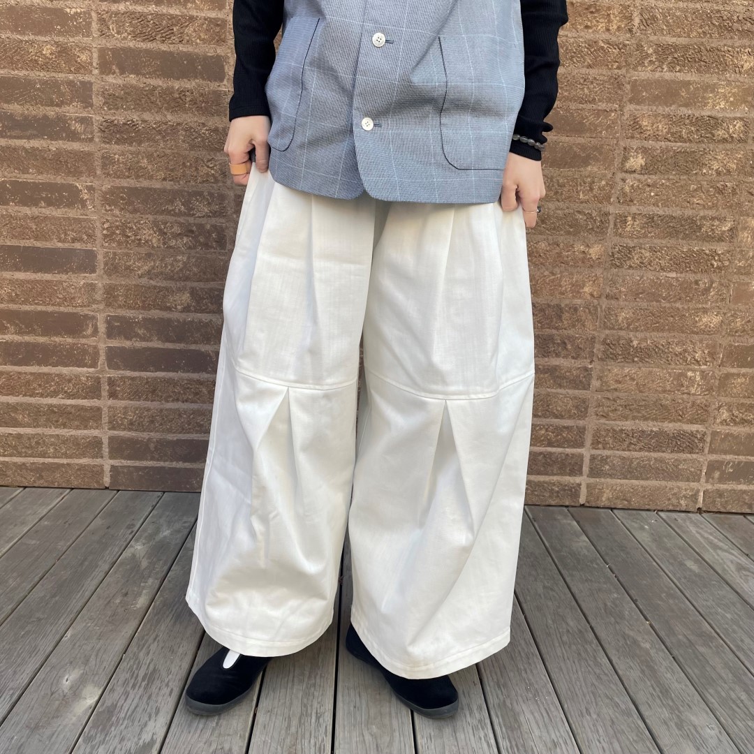 ワイドパンツ