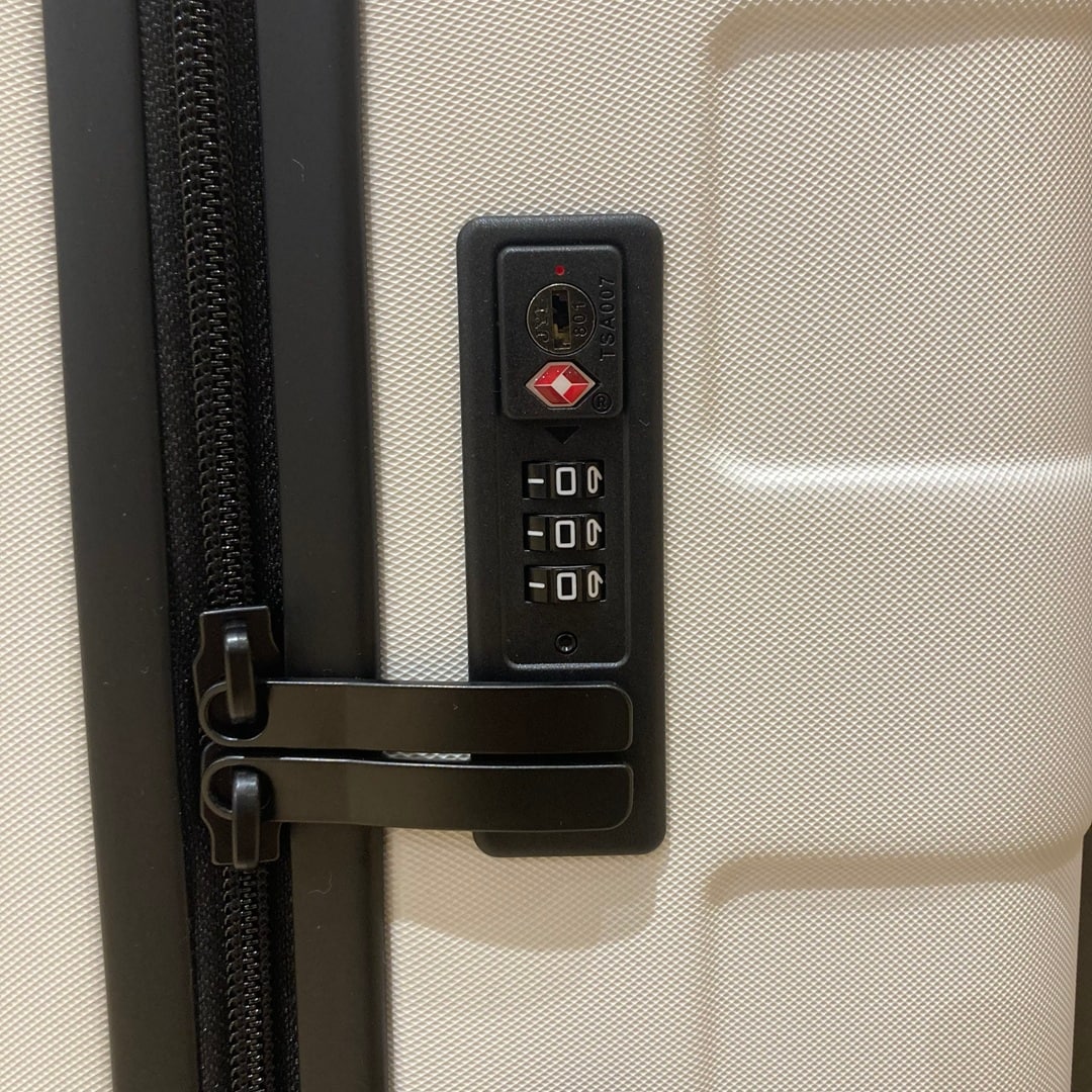 キャリーケースの写真