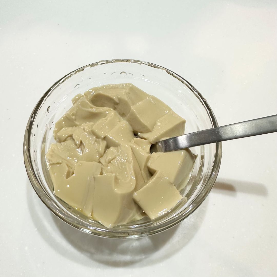 ミルクプリン　くずしてる