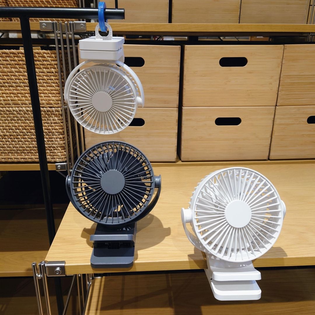 【ゆめタウン徳山】ハンズフリーが便利、置いても使える充電式クリップファン