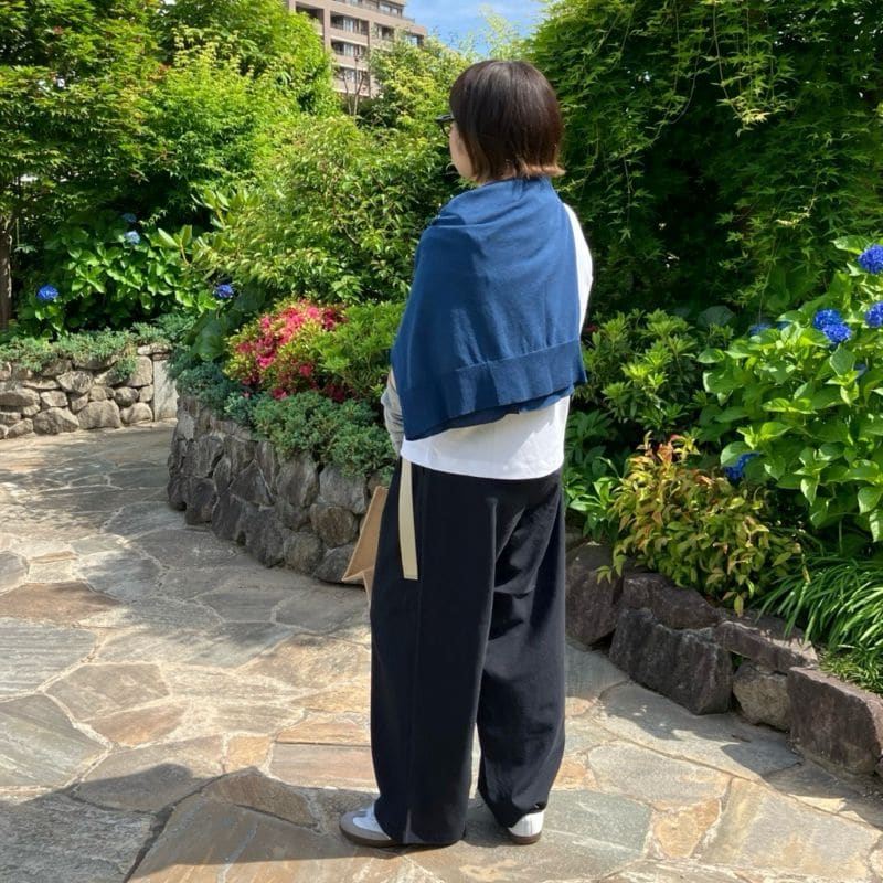 風を通すイージーパンツ