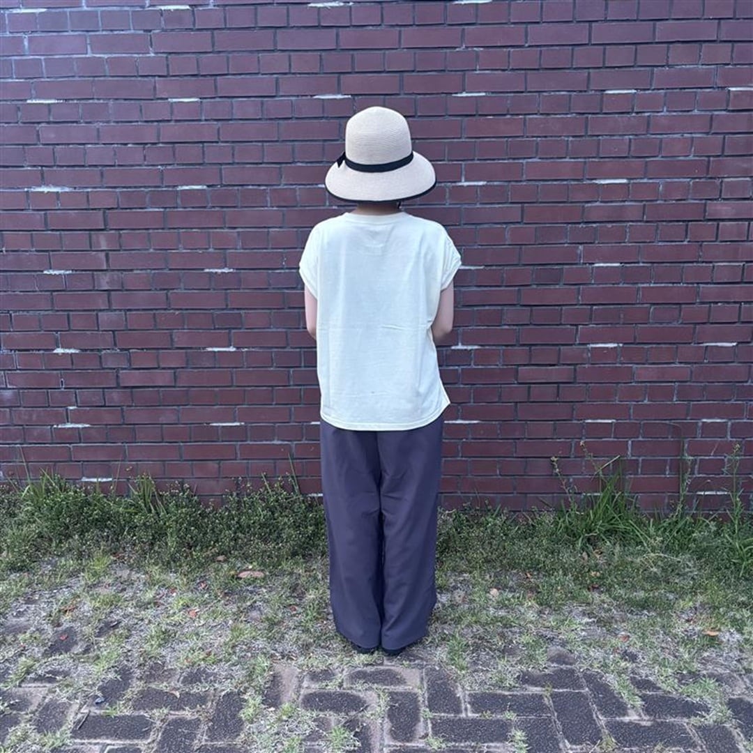 背面