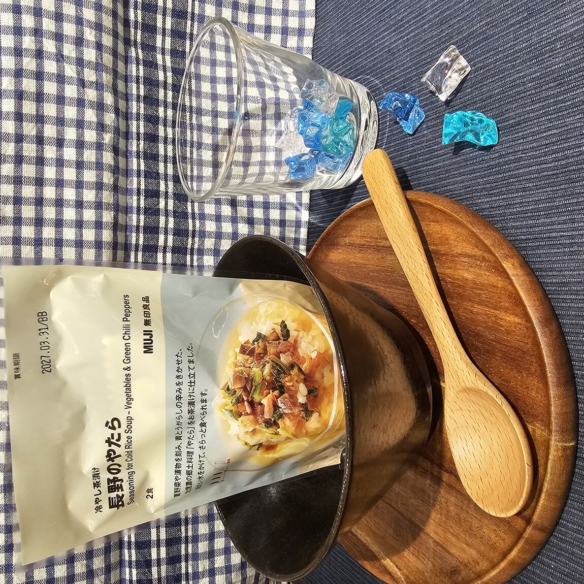 【アミコ東館】暑い日にピッタリ手軽に美味しい冷やし茶漬け_cr8nzV