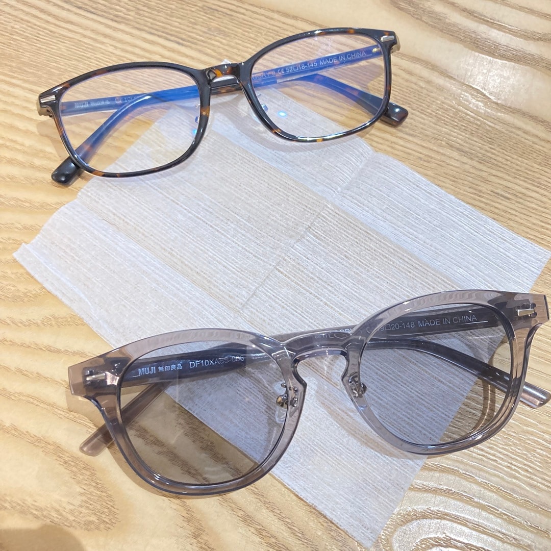 【無印良品500 マルシェ池田】携帯用メガネ拭きで夏の視界をすっきり。_cYain8