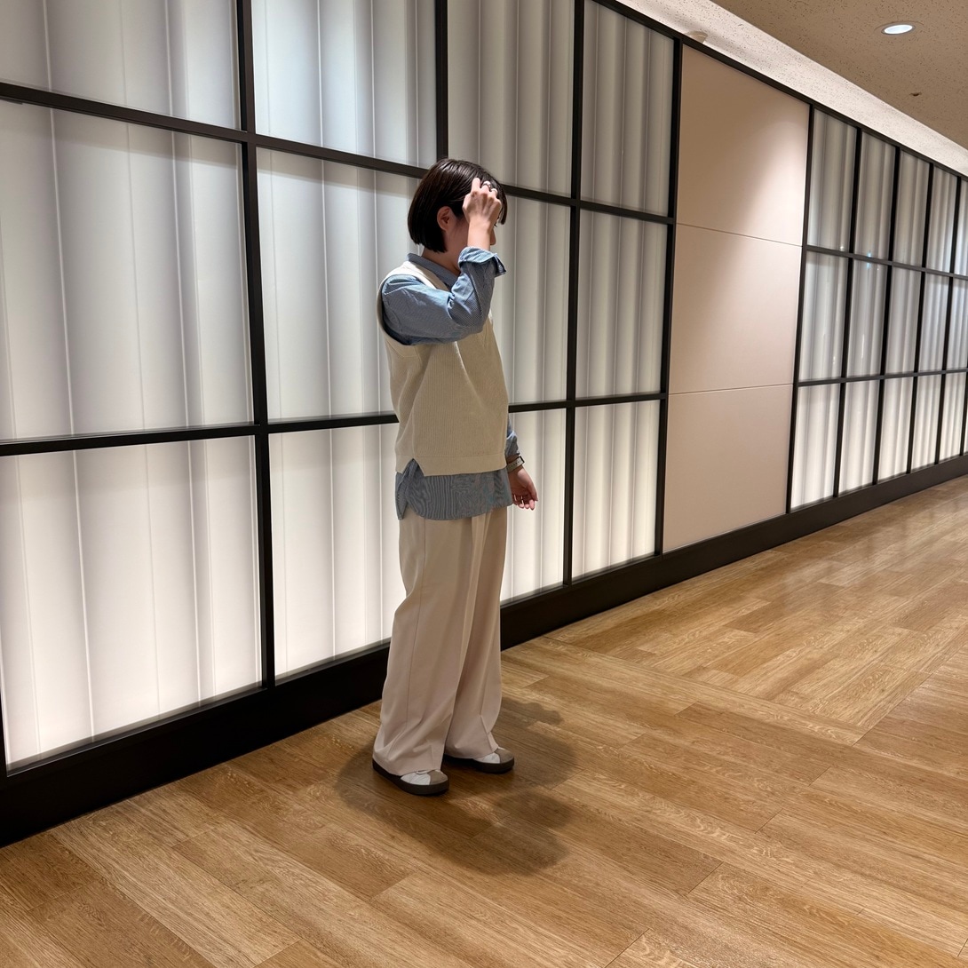 【神戸阪急】 婦人　素材に還る洗えるVネックベスト　のご紹介_lK9ESu