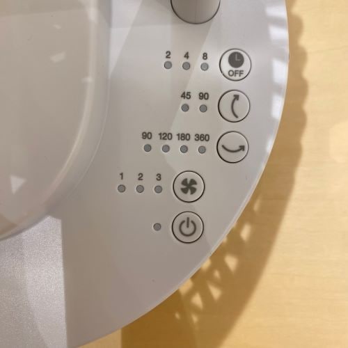 サーキュレーターの操作ボタン