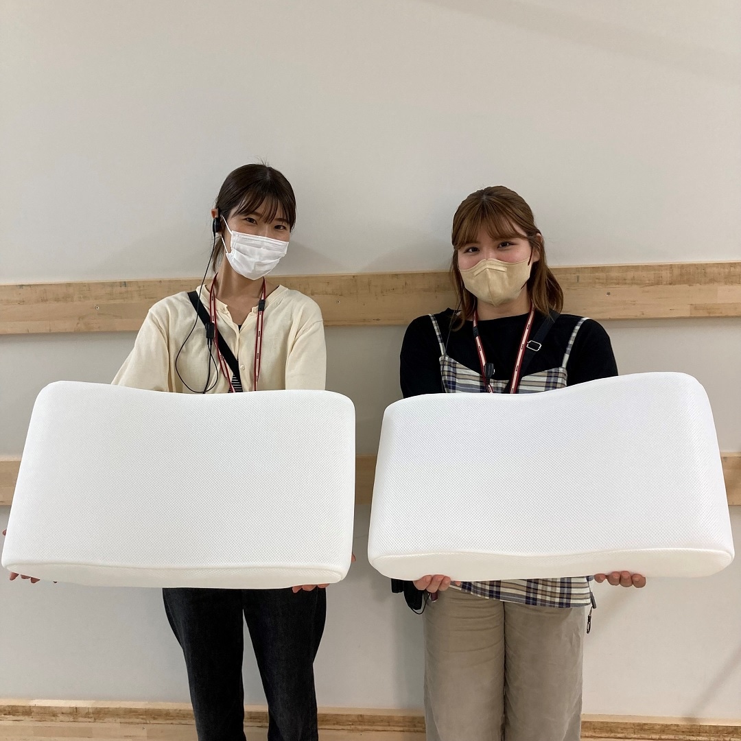 寝返りを受け止めるまくら