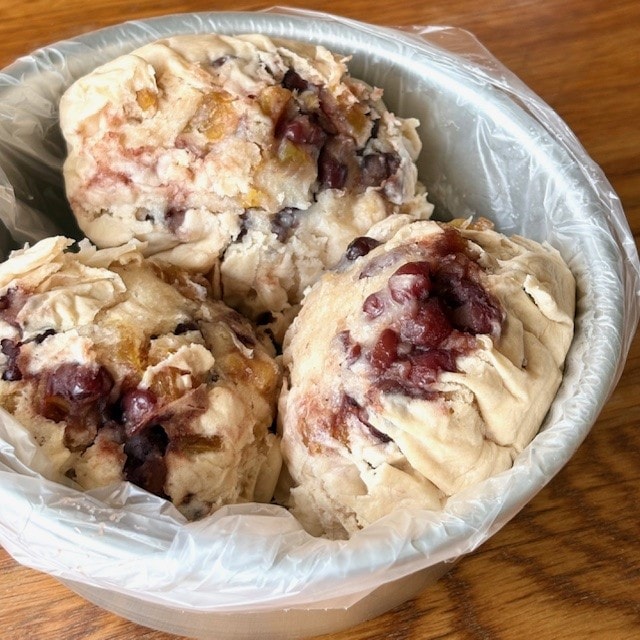 米粉でつくる干しいもと小豆の蒸しパン