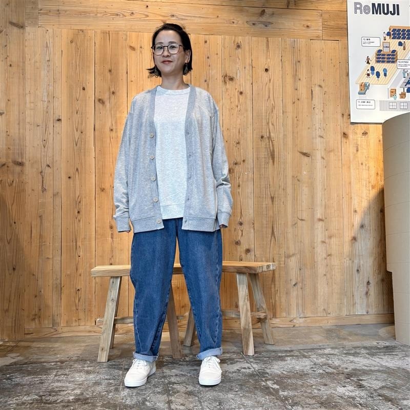 カーデ着用