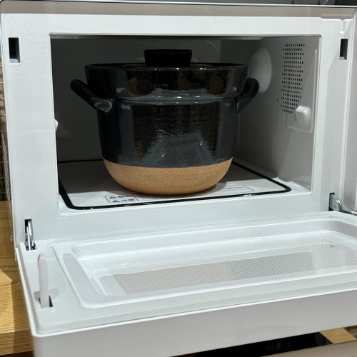 電子レンジをつっかてばんこ焼のご飯鍋でご飯を炊く様子