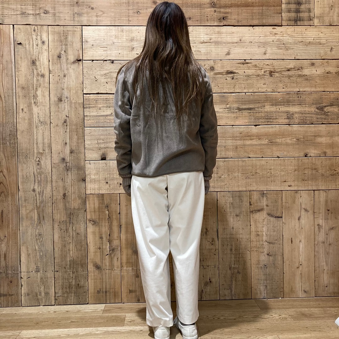 女性スタッフ写真2