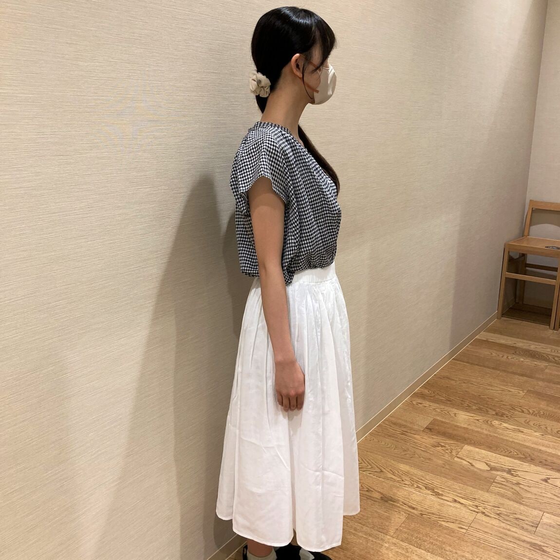 横　婦人