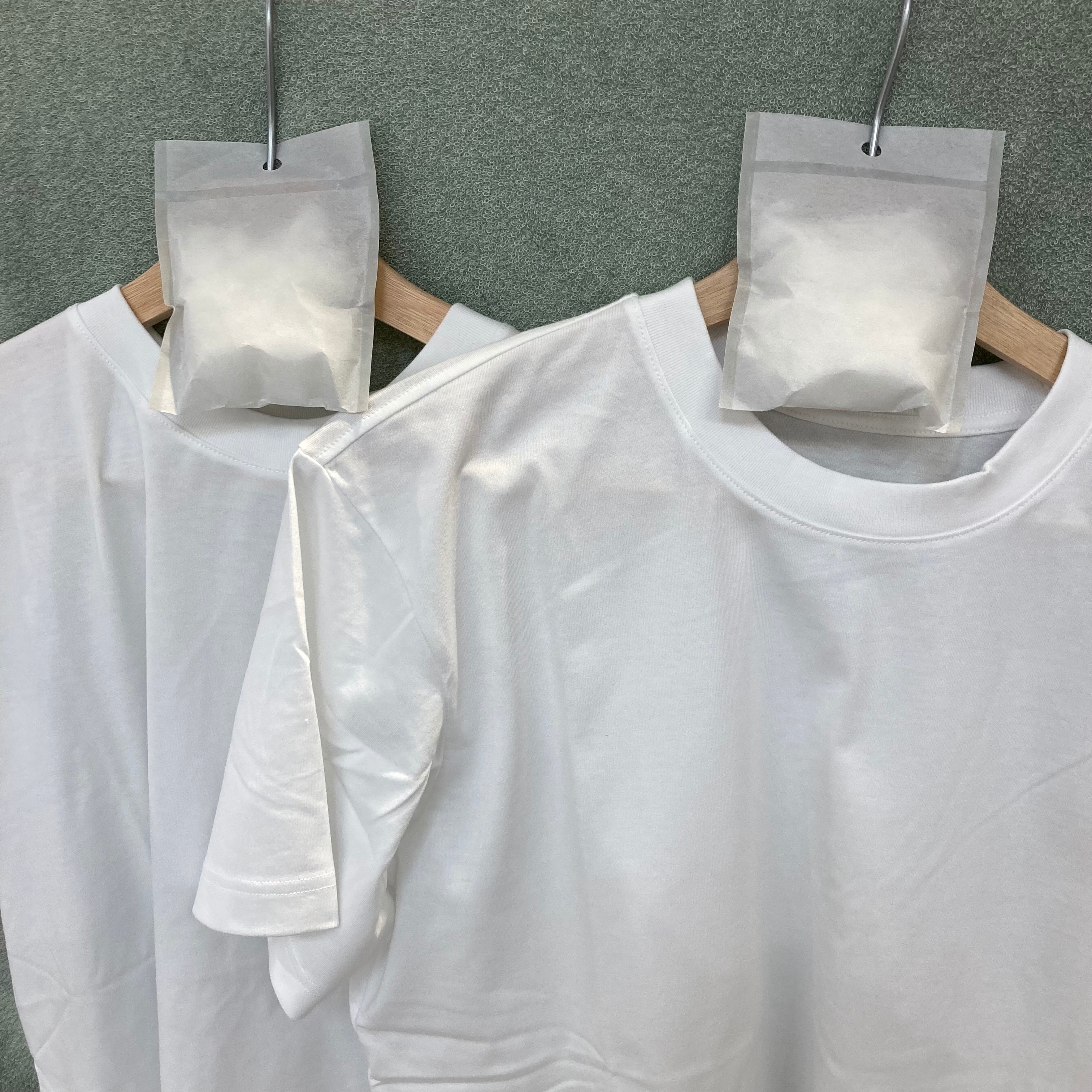 じょうぶにあながあいているのではんがーやふっくにつるすこともかのうです