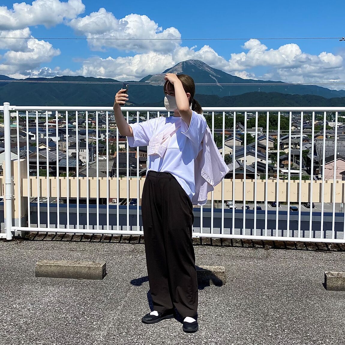 ポーズ①