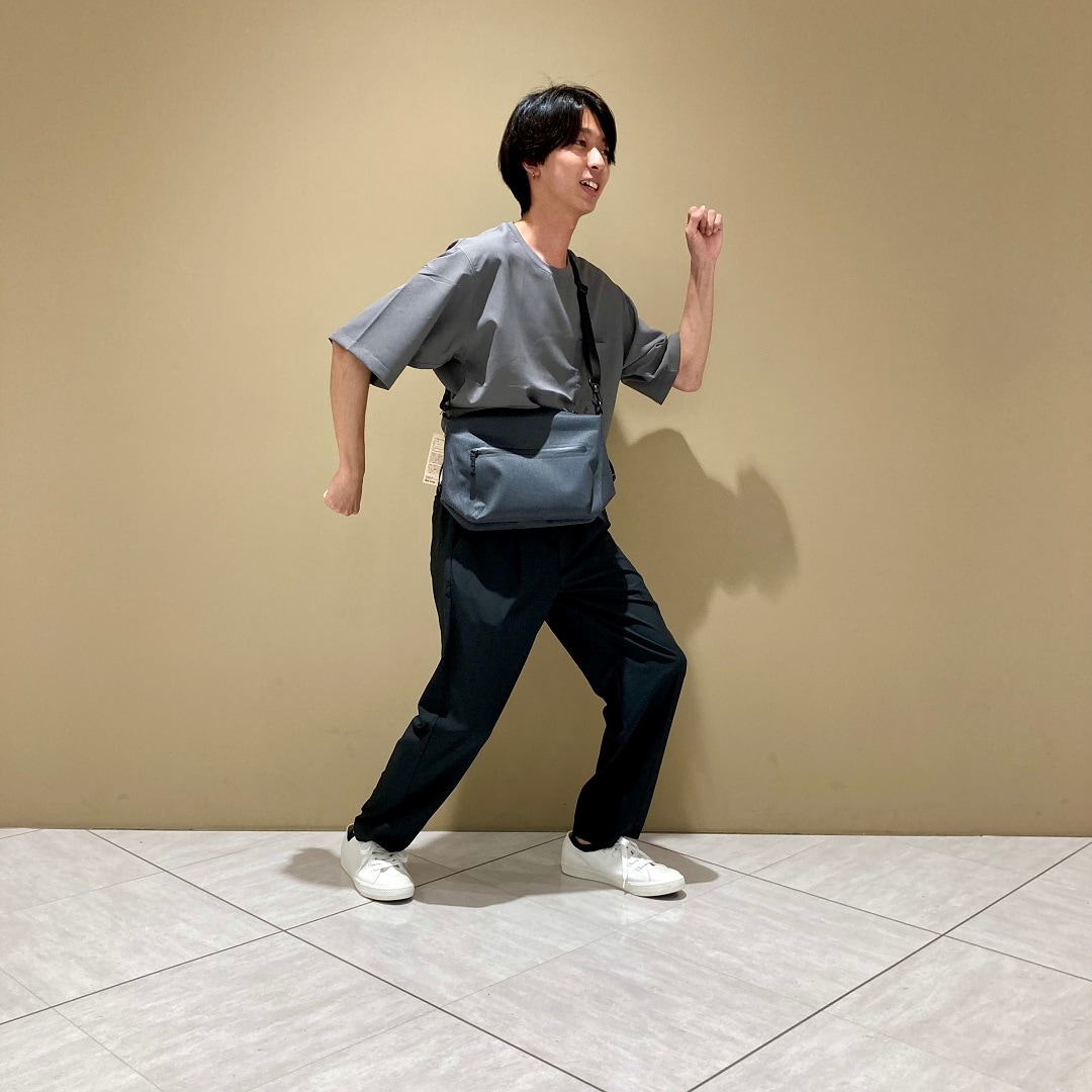 走る