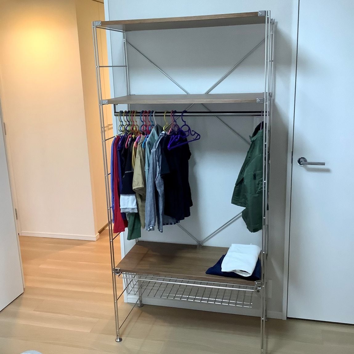 無印のタモ材ワードローブ クローゼット ハンガーラック