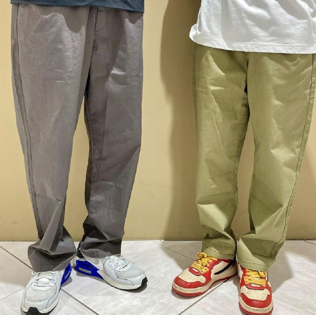 紳士と婦人の足元