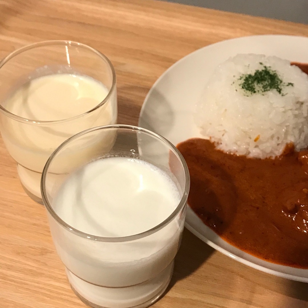 【ザ・モール仙台長町】ラッシーとカレーの写真