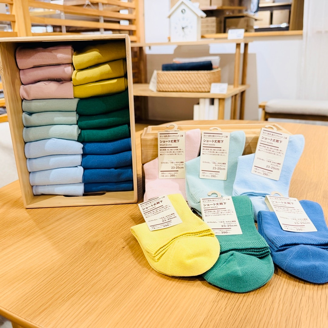 【セレオ国分寺】　春色の靴下　入荷しました。