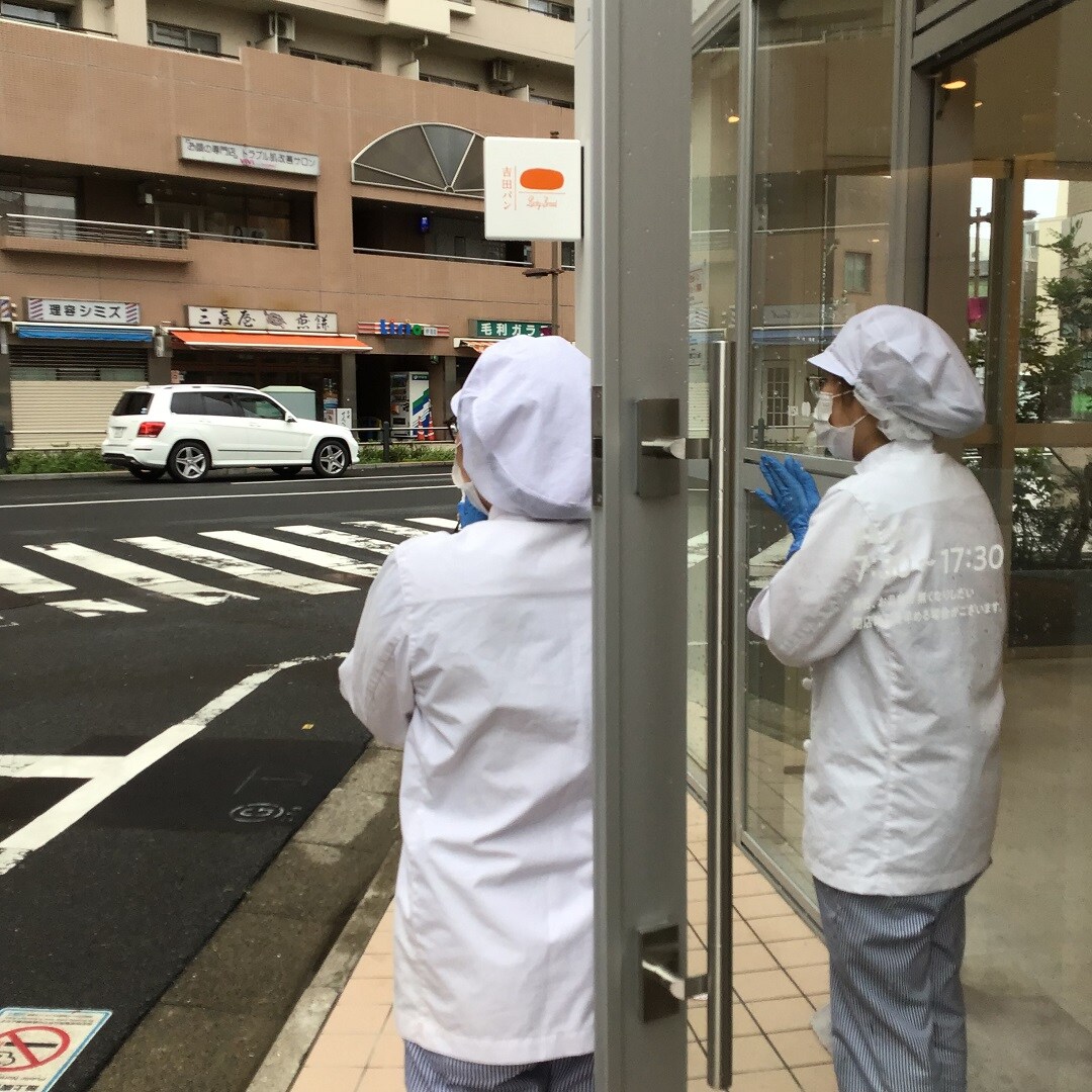 【アリオ亀有】吉田パンお見送り