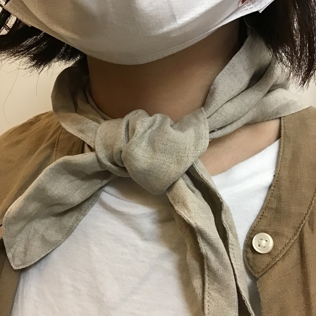 【イオンモール札幌発寒】首に巻くスカーフ